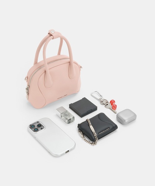 CHARLES & KEITH(チャールズ & キース)の「Nelly ネリ ボウリングバッグ(トートバッグ・レディース・スミクロ/ライトピンク・S)」の10枚目の写真