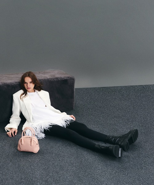 CHARLES & KEITH(チャールズ & キース)の「Nelly ネリ ボウリングバッグ(トートバッグ・レディース・スミクロ/ライトピンク・S)」の16枚目の写真