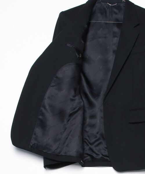JOHN LAWRENCE SULLIVAN（ジョンローレンスサリバン）の「WOOL BARATHEA MASSIVE ROUNDED SLEEVE SINGLE BREASTED JACKET（テーラードジャケット・メンズ・ブラック・44/46/48）」の3枚目の写真