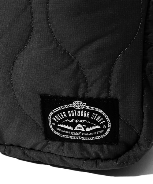 POLeR（ポーラー）の「POLER QUILTED STROLL SHOULDER BAG（ショルダーバッグ・メンズ・ブラック・FREE）」の6枚目の写真
