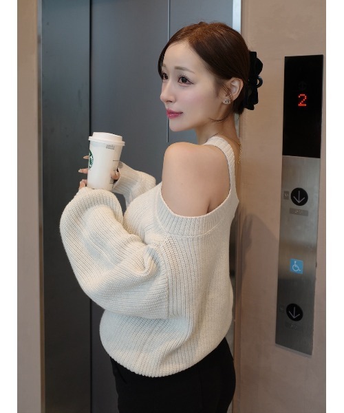 ケーブルロゴアシメニットトップス（ニット/セーター）｜Darich