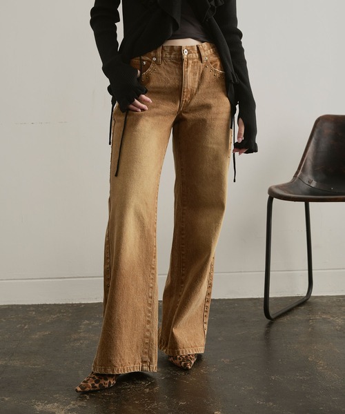 ELLEgirl（エルガール）の「スタッズデニムワイドパンツ【ELLEgirl/エルガール】（デニムパンツ・レディース・ブラウン/サックスブルー・S/M/L）」の2枚目の写真