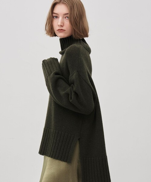 uncrave（アンクレイヴ）の「チャンキーニット プルオーバー（ニット/セーター・レディース・ホワイト系/ライラック系/オリーブ系/ブラウン系/カーキ系/ブラック系・F）」の4枚目の写真