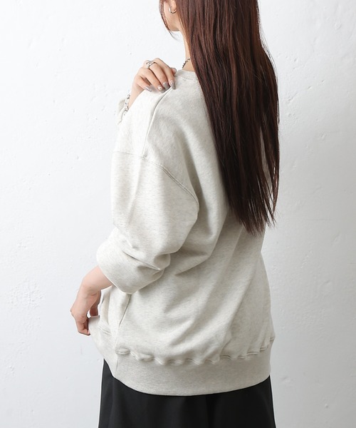 COLONY 2139(コロニートゥーワンスリーナイン)の「SANTA BARBARA裏毛プルオーバー(Tシャツ/カットソー・レディース・アイボリー/チャコールグレー・FREE)」の5枚目の写真
