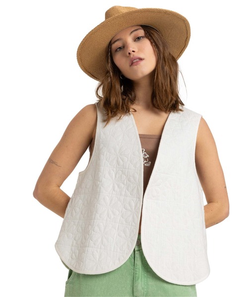 ROXY(ロキシー)の「WAISTCOAST QUILTED V/ロキシーキルティングベスト(ベスト・レディース・ホワイト・SMALL)」の2枚目の写真