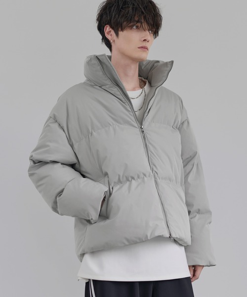 LILL（リル）の「【600フィルパワー】 ルーズシルエットスタンドネック中綿ショートジャケット（ダウンジャケット/コート・メンズ・ブラック系/グレー/ブラック・S/M/L/XL）」の7枚目の写真