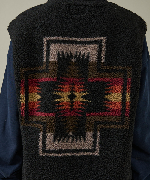 PENDLETON(ペンドルトン)の「【PENDLETON/ペンドルトン】Jaqared Boa Stand Vest/ジャガード/ベスト/ユニセックス(ベスト・メンズ・ブラック/アイボリー・L/M)」の20枚目の写真