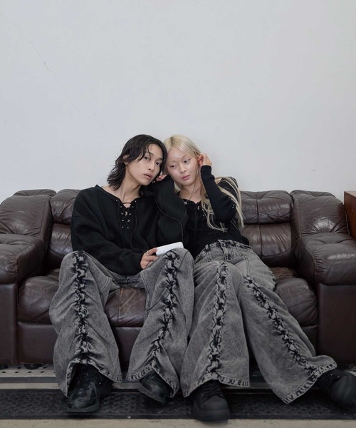 Heart Tattoo(ハートタトゥー)の「lace up lady knit / レースアップレディーニット(ニット/セーター・レディース・ブラック/ホワイト・FREE)」の15枚目の写真