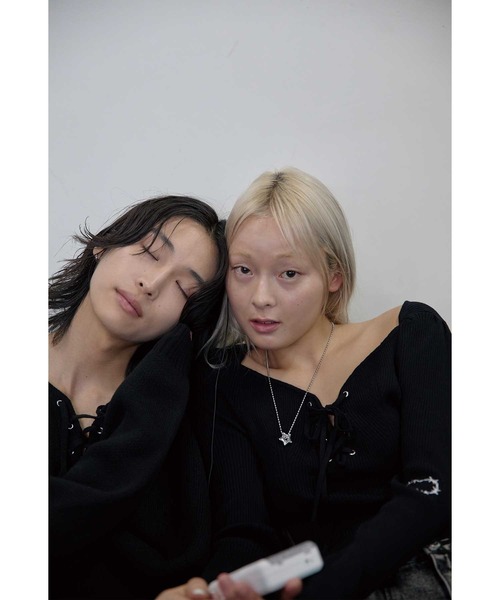 Heart Tattoo(ハートタトゥー)の「lace up lady knit / レースアップレディーニット(ニット/セーター・レディース・ブラック/ホワイト・FREE)」の18枚目の写真