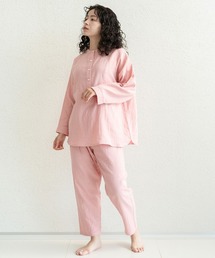 RIO（リオ）の「【着る保湿クリーム】Ｗガーゼスタンドカラー切替前開きパジャマ（ルームウェア/パジャマ）」