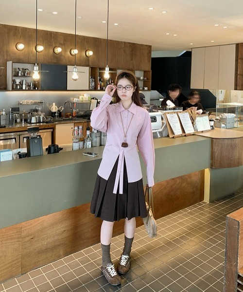 gossip!ロサンゼルス(ゴシップロサンゼルス)の「【Y2Kガーリー】レトロプリーツミディアムスカート(スカート・レディース・ブラウン・L/M/S)」の9枚目の写真