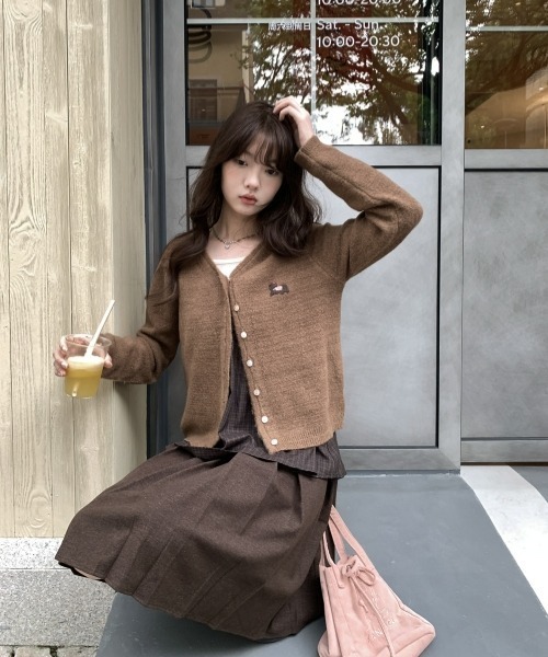 gossip!ロサンゼルス(ゴシップロサンゼルス)の「【Y2Kガーリー】レトロプリーツミディアムスカート(スカート・レディース・ブラウン・L/M/S)」の12枚目の写真