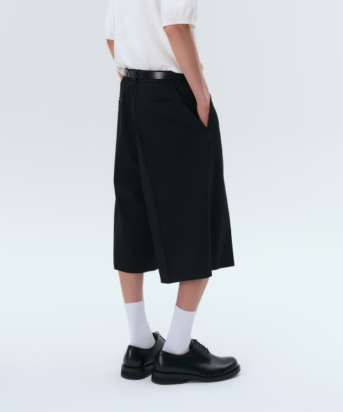 MUSINSA STANDARD（ムシンサスタンダード）の「ワンタックバミューダバンディングハーフスラックス[ブラック]（スラックス・メンズ・ブラック・36/34/32/30/28）」の3枚目の写真