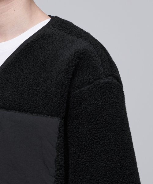 MUSINSA STANDARD（ムシンサスタンダード）の「オーバーサイズカラーレスシェルパフリースジャケット[ブラック]（その他アウター・メンズ・その他・MEDIUM/LARGE/X-LARGE）」の9枚目の写真