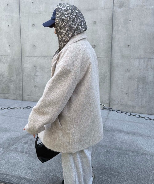 AS KNOW AS plus（アズノゥアズプラス）の「♪ダブルにゆるっとビッグサイズ シャギージャケットコート（テーラードジャケット・レディース・チャコールグレー/グレイッシュベージュ/キャメル・FREE）」の7枚目の写真