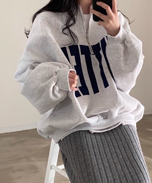 SHEPP(シープ)の「裏起毛フロントプリントハーフジップスウェット(スウェット・レディース・イエロー/グレー/ブルー・L/M)」の2枚目の写真