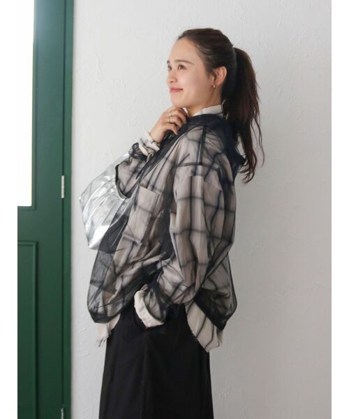 Ungrid（アングリッド）の「フードデザインチュールトップス（その他トップス・レディース・ブラック/オフホワイト/オレンジ・FREE）」の17枚目の写真