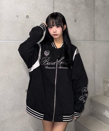 Lae（レイ）の「ブラックレタリングアシンメトリージャケット（テーラードジャケット）」