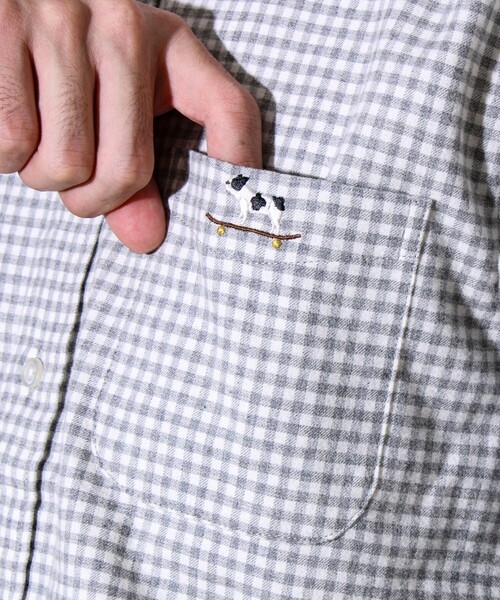 GLOSTER（グロスター）の「【定番フレブルシリーズ】フレンチブルドッグ刺繍 ボタンダウンネルシャツ（シャツ/ブラウス・メンズ・ブラウン系その他/グレー系その他/ブルー/ネイビー/グリーン系その他・S/M/L）」の14枚目の写真