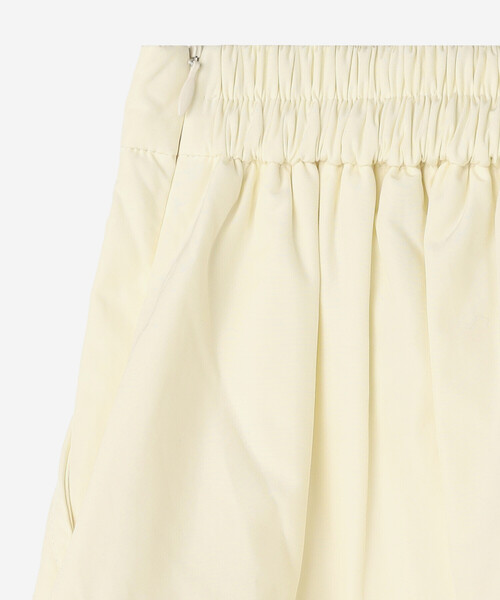 Bshop（ビショップ）の「eunoia | lパディング スカート WOMEN（スカート・レディース・クリーム/ブラック・S）」の8枚目の写真