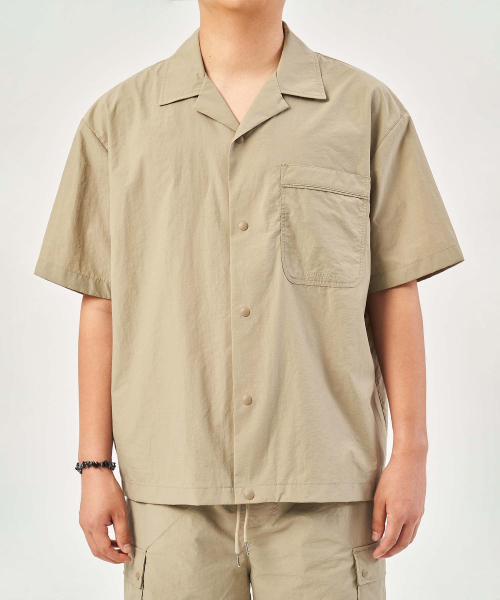 PLAC(プラック)の「オープンカラー半袖シャツカーキ(シャツ/ブラウス・メンズ・その他・LARGE/MEDIUM/SMALL)」の1枚目の写真