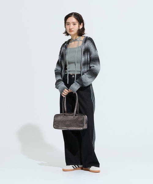 adidas(アディダス)の「ファイヤーバード トラックパンツ デニム / アディダスオリジナルス adidas Originals(デニムパンツ・レディース・ブラック・32W 30L/31W 30L/30W 30L/29/30/28/30/27/30/26/30/25/30/24/30)」の17枚目の写真