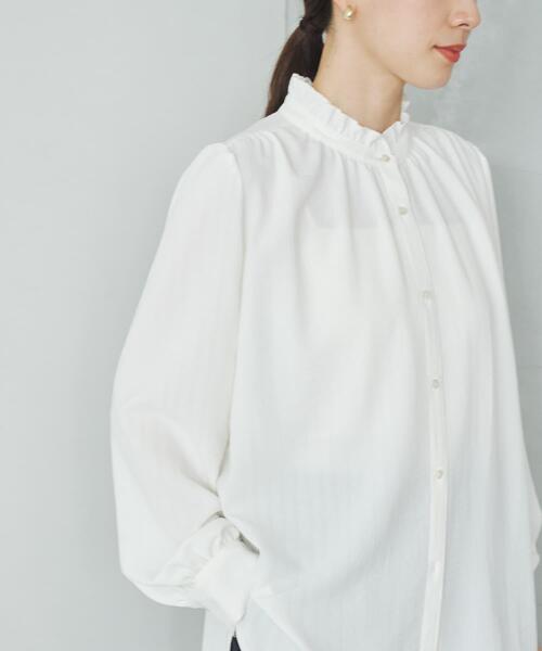 URBAN RESEARCH（アーバンリサーチ）の「ドビーストライプフリルブラウス（シャツ/ブラウス・レディース・オフホワイト/ブラック・FREE）」の3枚目の写真