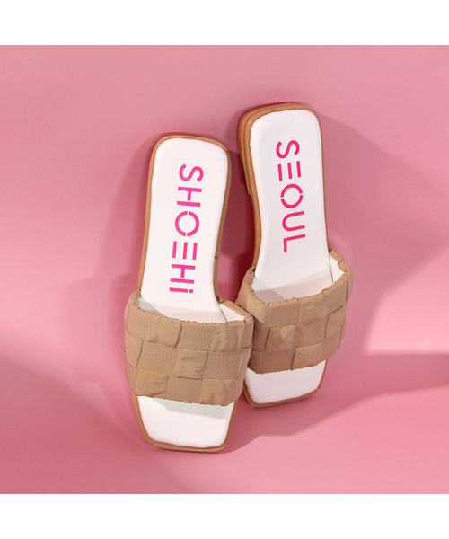 SHOEHI(シューハイ)の「モアナエンボスミュールサンダル S1119 (4カラー)(サンダル・レディース・スカイブルー/ブラック/イエロー/Beige・22.5cm/23cm/23.5cm/24.5cm/24cm)」の1枚目の写真