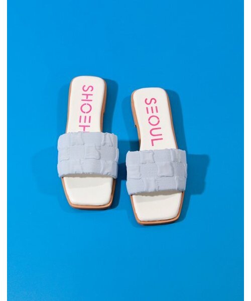 SHOEHI(シューハイ)の「モアナエンボスミュールサンダル S1119 (4カラー)(サンダル・レディース・スカイブルー/ブラック/イエロー/Beige・22.5cm/23cm/23.5cm/24.5cm/24cm)」の7枚目の写真