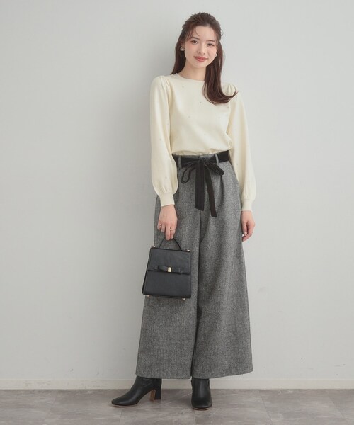 couture brooch（クチュールブローチ）の「【着映え】ハートドットラメ刺繍ニット（ニット/セーター・レディース・ネイビー/ブルー/アイボリー・36/38/42）」の7枚目の写真