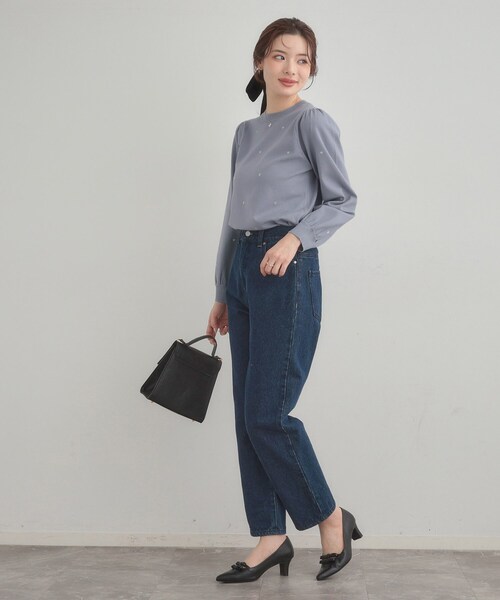 couture brooch（クチュールブローチ）の「【着映え】ハートドットラメ刺繍ニット（ニット/セーター・レディース・ネイビー/ブルー/アイボリー・36/38/42）」の22枚目の写真