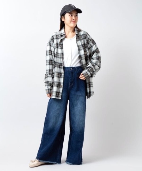 Kahiko(カヒコ)の「【Kahiko】SURF&Palms コールMEN'Sシャツ(シャツ/ブラウス・メンズ・ブルー/ベージュ/チャコール・FREE)」の5枚目の写真