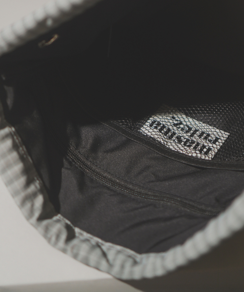 MASMARULEZ（マスマルールズ）の「[INT] Gym sack string bag _ plaid check gray（バックパック/リュック・レディース・グレー系その他・FREE）」の5枚目の写真