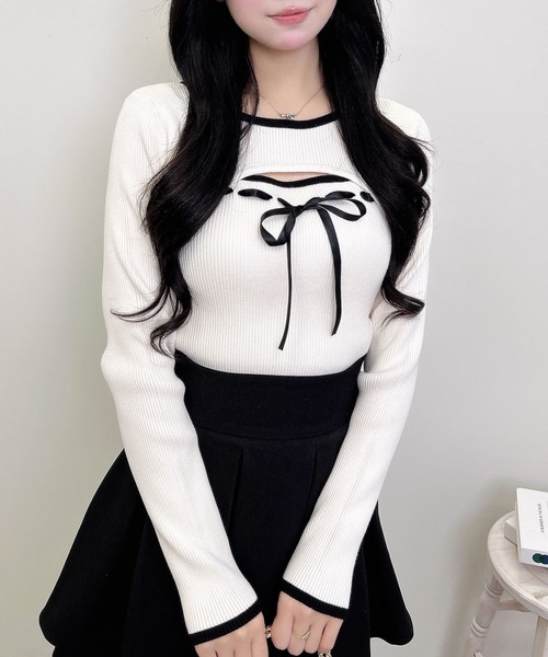 INGNI（イング）の「デコルテオープンリブニット（ニット/セーター・レディース・ピンク系2/ブラック×ホワイト/ホワイト×ブラック・M）」の4枚目の写真