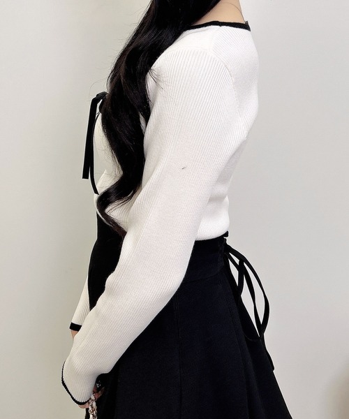 INGNI（イング）の「デコルテオープンリブニット（ニット/セーター・レディース・ピンク系2/ブラック×ホワイト/ホワイト×ブラック・M）」の7枚目の写真