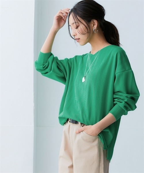 nissen（ニッセン）の「テクスチャーリブジャガードカットソーゆるシルエットプルオーバー（吸汗速乾・UVカット）＜大きいサイズ有＞（Tシャツ/カットソー・レディース・グリーン/ブラック/チョコ/オフホワイト/ダークグレー・3L/LL/L/M/S）」の5枚目の写真