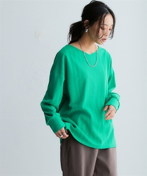 nissen（ニッセン）の「テクスチャーリブジャガードカットソーゆるシルエットプルオーバー（吸汗速乾・UVカット）＜大きいサイズ有＞（Tシャツ/カットソー・レディース・グリーン/ブラック/チョコ/オフホワイト/ダークグレー・3L/LL/L/M/S）」の6枚目の写真