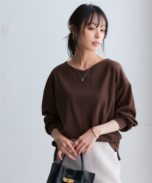 nissen（ニッセン）の「テクスチャーリブジャガードカットソーゆるシルエットプルオーバー（吸汗速乾・UVカット）＜大きいサイズ有＞（Tシャツ/カットソー・レディース・グリーン/ブラック/チョコ/オフホワイト/ダークグレー・3L/LL/L/M/S）」の12枚目の写真