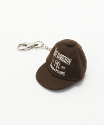 JOURNAL STANDARD（ジャーナルスタンダード）の「NEW ERA / ニューエラ 別注  HW NYYCH CAPKEYHOLDER（その他小物）」