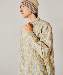 総柄プリントシャツ