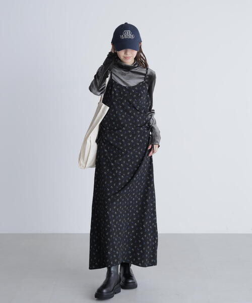 FREE'S MART(フリーズマート)の「◆小花柄ドロストキャミワンピース(ワンピース・レディース・ブラック系その他/ホワイト系その他・FREE)」の11枚目の写真