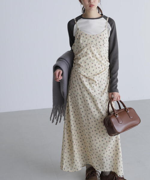 FREE'S MART(フリーズマート)の「◆小花柄ドロストキャミワンピース(ワンピース・レディース・ブラック系その他/ホワイト系その他・FREE)」の15枚目の写真