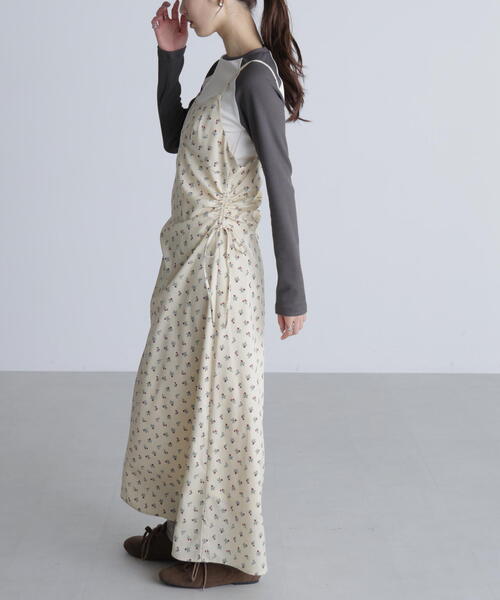 FREE'S MART(フリーズマート)の「◆小花柄ドロストキャミワンピース(ワンピース・レディース・ブラック系その他/ホワイト系その他・FREE)」の22枚目の写真