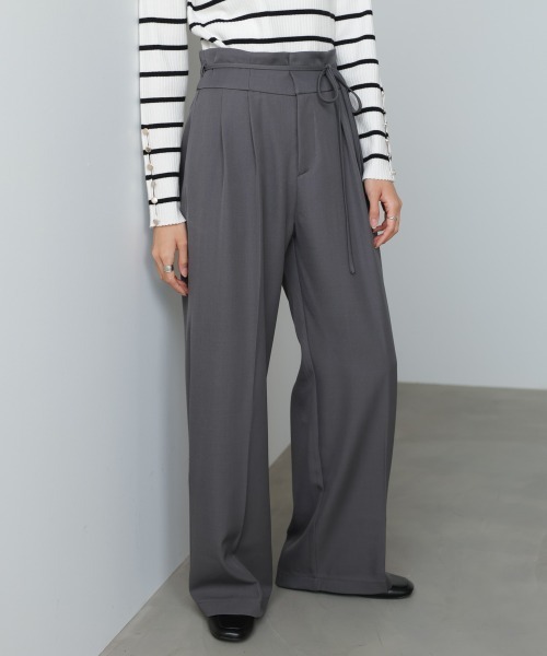 Bab（バブ）の「【スリーピース対応/オケージョン】ハイウエストリボン付きストレートパンツ（スラックス・レディース・チャコールグレー/A/ベージュ・M）」の2枚目の写真