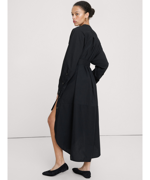 Banana Republic(バナナリパブリック)の「コットン ポプリン ビッグボタン シャツドレス(ワンピース・レディース・オリーブ/ブラック・XS/S/M/L)」の3枚目の写真