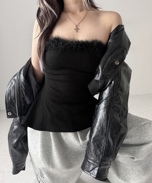 me+em select(ミームセレクト)の「フェイクファーペプラムベアトップス / fake fur peplum bare tops(その他トップス・レディース・ホワイト/ブラック・FREE)」の12枚目の写真