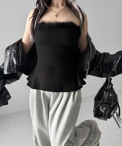 me+em select(ミームセレクト)の「フェイクファーペプラムベアトップス / fake fur peplum bare tops(その他トップス・レディース・ホワイト/ブラック・FREE)」の22枚目の写真