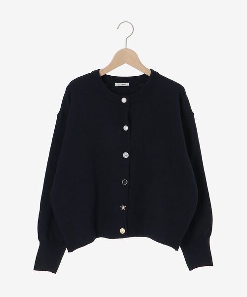 le.coeur blanc（ルクールブラン）の「ビジューボタンカーディガン（カーディガン/ボレロ・レディース・ライトグレー/ネイビー/レモンイエロー・38）」の4枚目の写真