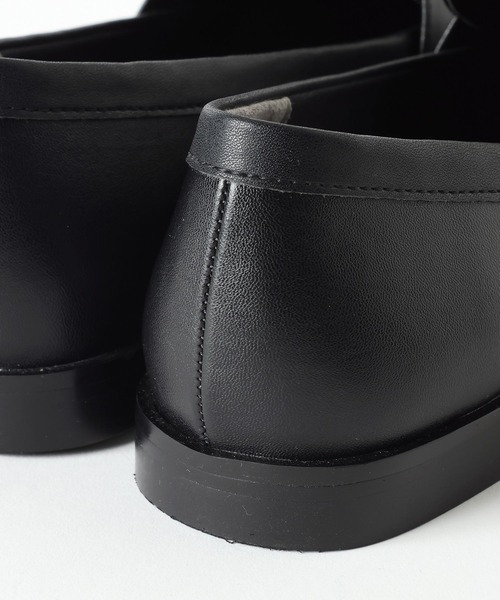 LAKOLE（ラコレ）の「コインローファー / 640184（ローファー・レディース・ベージュ/ブラック・LARGE/MEDIUM）」の4枚目の写真