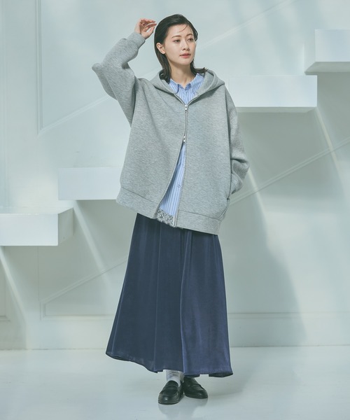 LAKOLE（ラコレ）の「コインローファー / 640184（ローファー・レディース・ベージュ/ブラック・LARGE/MEDIUM）」の9枚目の写真